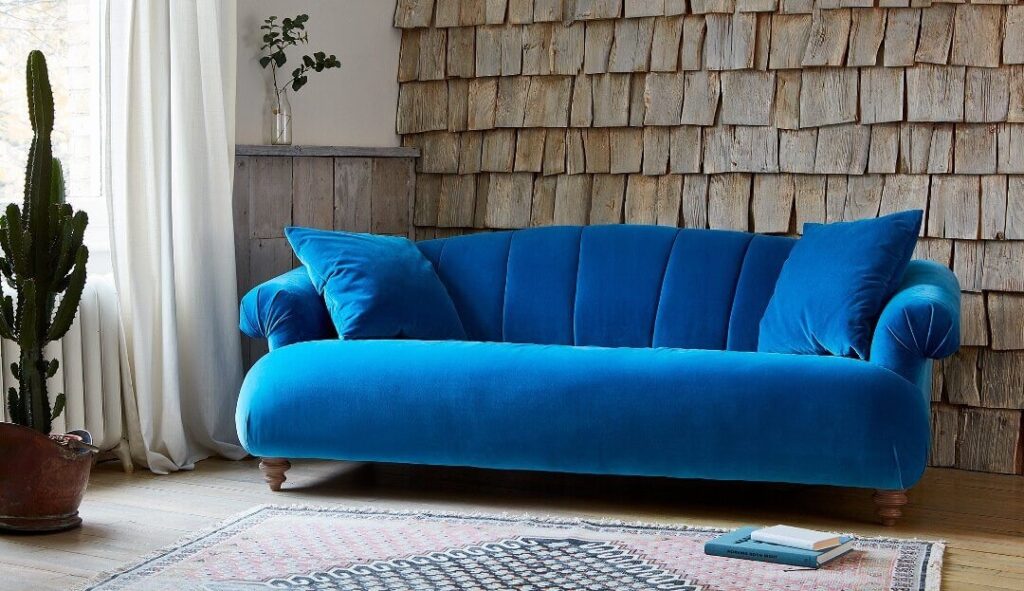 What are the benefits that you can enjoy while purchasing sofas online?