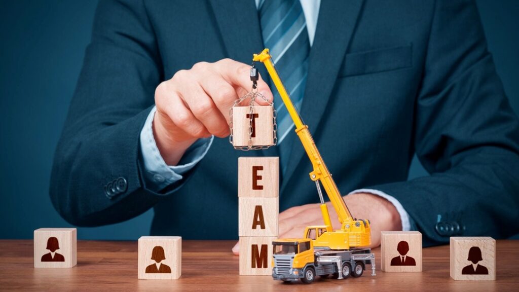 4 Benefits of Hiring a Club House Management Team Club House Management