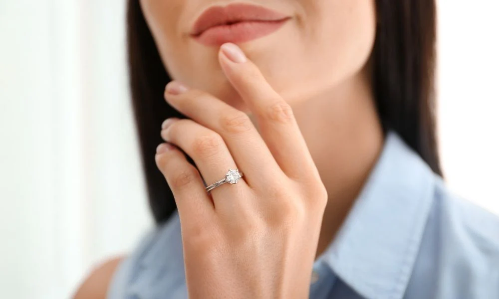 10 Lab Diamond Rings That Effortlessly Blend Classic and Contemporary Diamond Rings